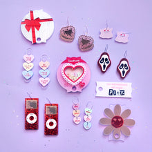 Load image into Gallery viewer, Heart-Shaped Cake Earrings
